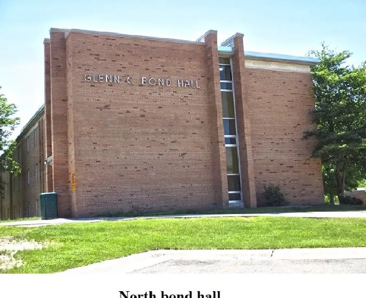 North bond hall – sims four college mod